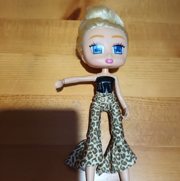 4 Boxy Girls Dolls Coco, Rowmi, Brooklyn an Hazel - Picture 4 of 16